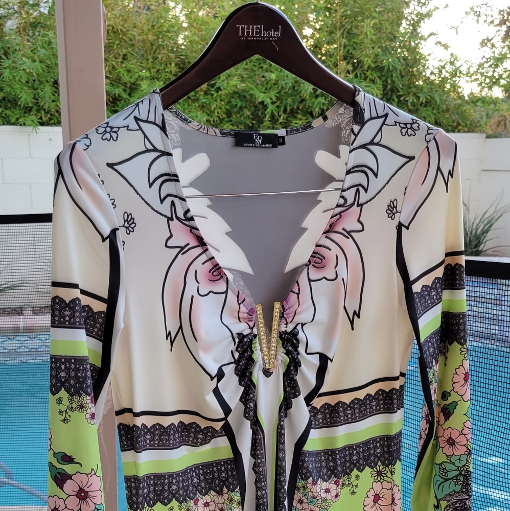 French designer dress Etoile du monde
